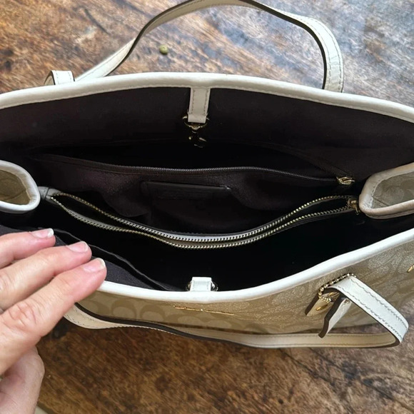 Coach Signature Drawstring Carryall Shoulder Bag F57842 TOTE BAG AUTHENTIC 100% - Picture 6 of 15